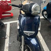 Aprilia scarabeo 500