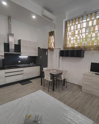 Appartamento monolocale 35mq arredato Via Trilussa