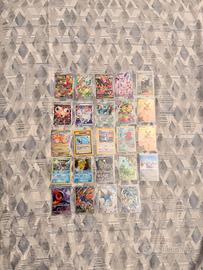 Lotto 24 carte Pokemon miste