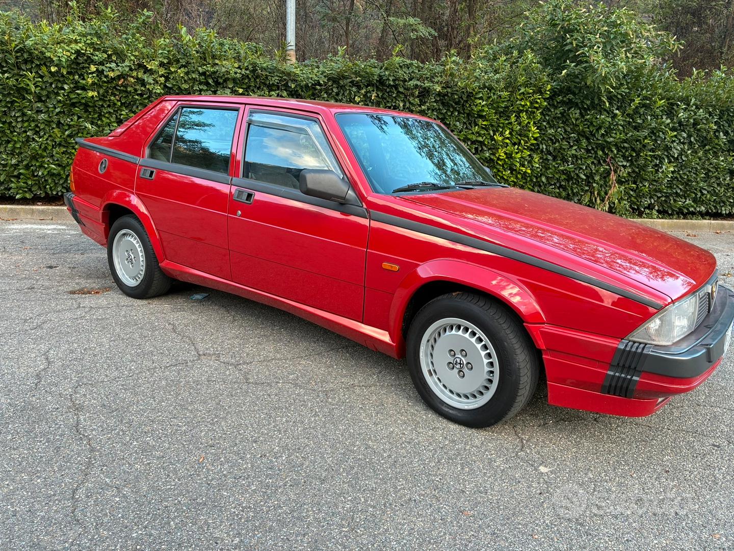 Alfa Romeo 75