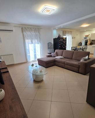 Elegante appartamento con terrazza