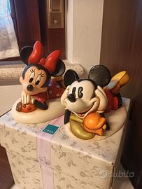 Minnie e Topolino sdraiati Thun 