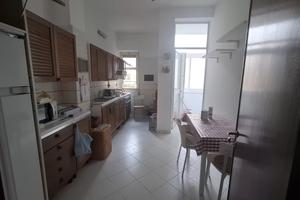 3vani arredato uso transitorio V.le Strasburgo