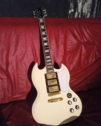 Chitarra elettrica Harley Benton DC - 600