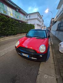 Mini Cooper r50 intera o per Ricambi