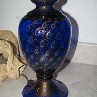 Lampada in vetro di Murano blu con scaglie d'oro