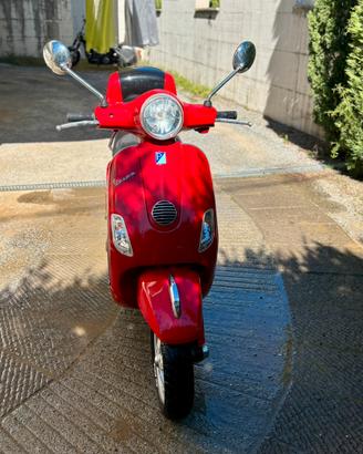 Vespa LX 50 2012 • SOLO 5.000 KM