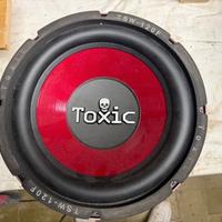 Subwoofer Toxic TSW-120F 30 Cm Nuovo con Box 45 Lt