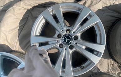 CERCHI MERCEDES DA 17”