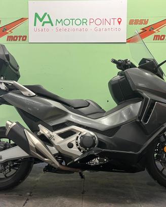 Honda Forza 750