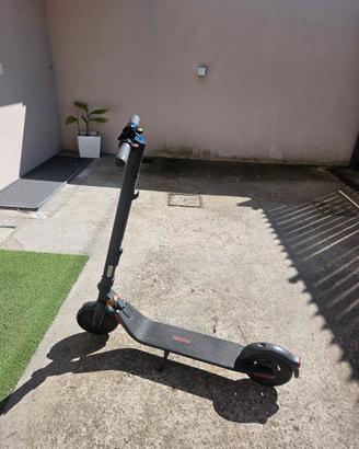 Monopattino Ninebot E25E 