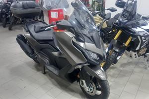 Kymco AK 550
