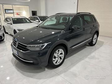 VOLKSWAGEN Tiguan 2.0 TDI 150 CV SCR DSG Advance