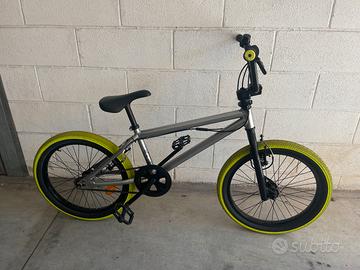 Biciletta BMX