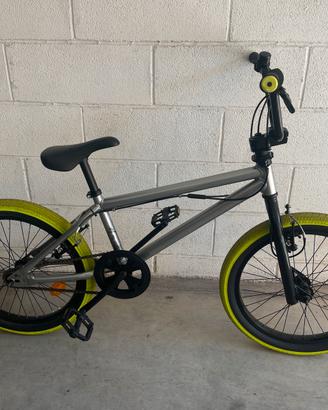 Biciletta BMX