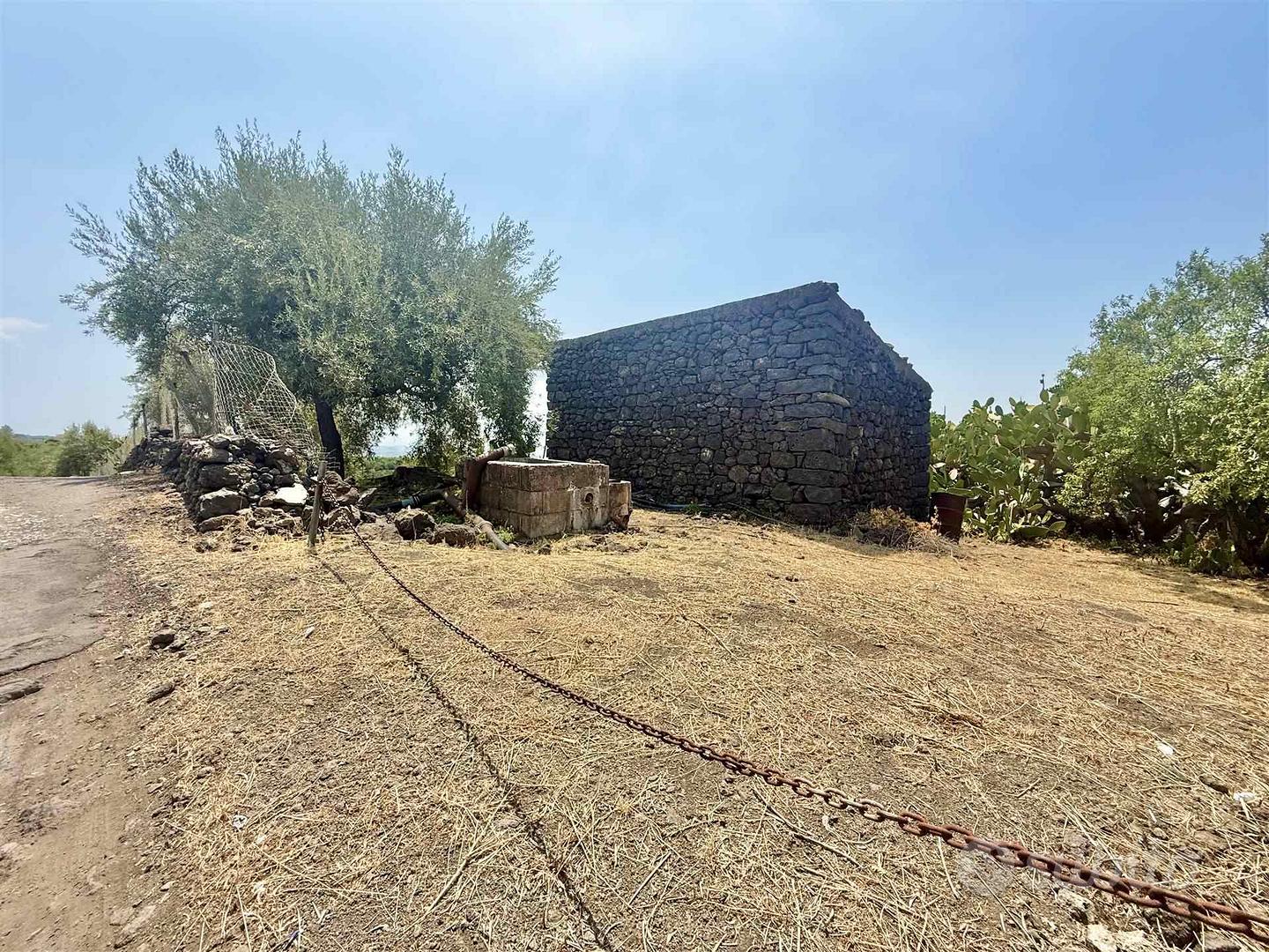 Rif.GL387- terreno agricolo santa maria di licodi - Vista 2