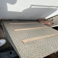 SCIVOLI METALLO PER GARAGE