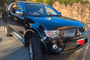 Mitsubishi  L200