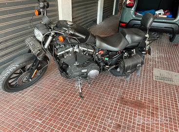 Harley Davidson 883 Iron