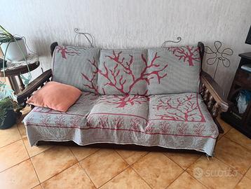 Divano in legno