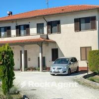 CASA INDIPENDENTE CON GIARDINO