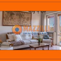 Ampio appartamento con garage e vista