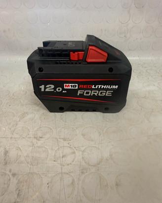Batteria Milwaukee m18 da 12 ah forge NUOVA