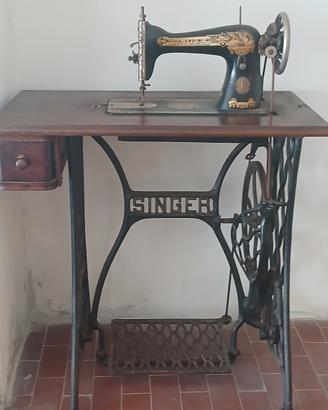 macchina da cucire antica