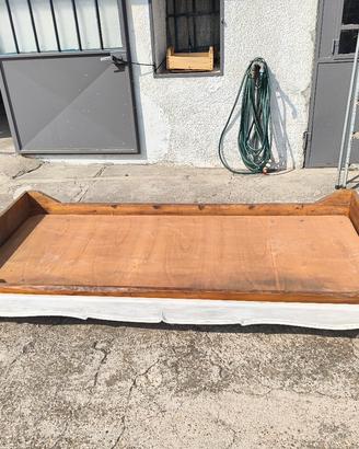 letto in legno struttura 