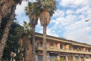 Appartamento 2 livelli + p.auto v.le della regione