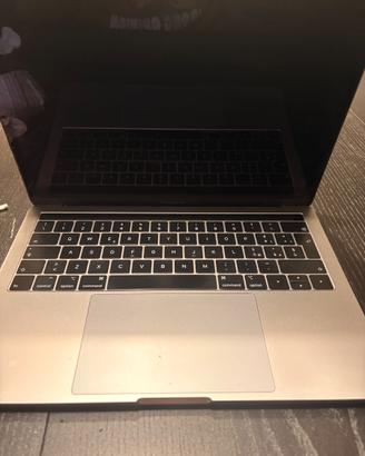 MacBook Pro 13 Touch Bar 2019 + Magic Mouse2
