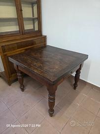 Tavolo allungabile di fine 800