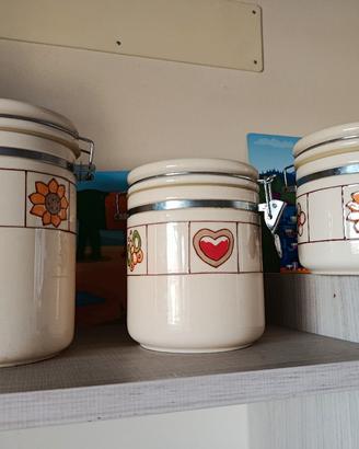 set tre barattoli Thun