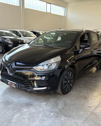 Renault Clio 1.2 75CV 5 porte Life limited