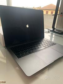 MacBook Air 13’’ Apple i5 8GB 128GB space gray