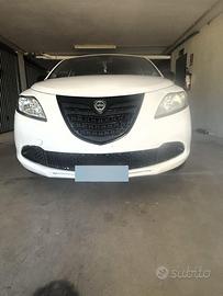 Lancia Ypsilon 1.2 Elefantino – solo 50.300 km