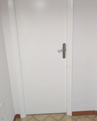 PORTE PER INTERNO A NAPOLI QUARTIERE FLEGREO