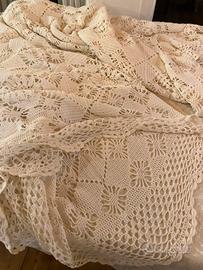 Copriletto matrimoniale uncinetto