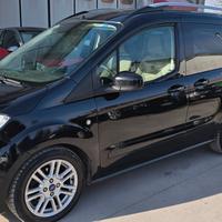 Ford Tourneo Courier 1.5 TDCI 75 CV Titanium
