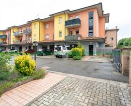 2 LOCALI A CASTELFRANCO EMILIA