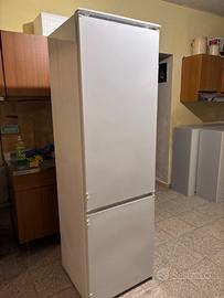 Frigorifero Candy ad incastro