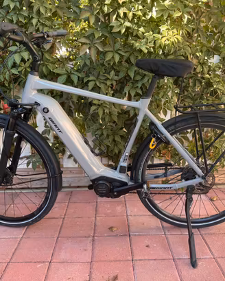 Bici elettrica GIANT