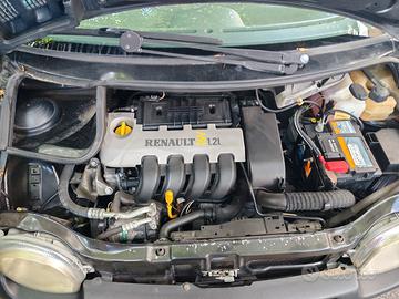 RENAULT TWINGO 1.2 