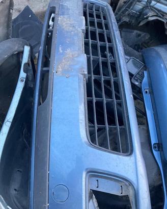 PARAURTI ANTERIORE COMPLETO FIAT Punto Berlina 3P