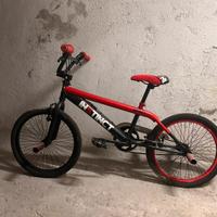 Bici da bambino modello bmx
