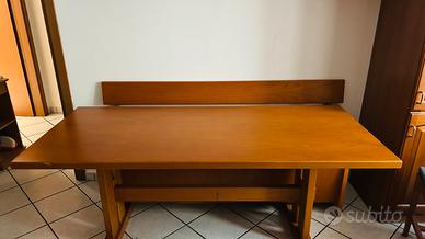Tavolo e panca in legno massello