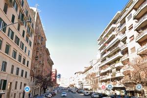 Re di roma bilocale arredato