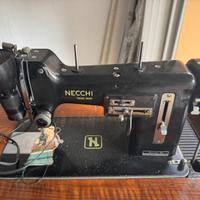 Macchina da cucire Necchi