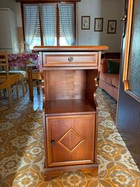 mobile salvaspazio da ingresso stile arte povera