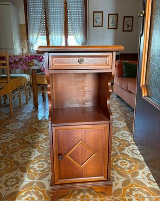 mobile salvaspazio da ingresso stile arte povera